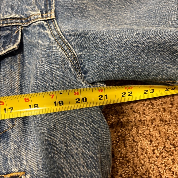 Levi Sherpa Lined Denim Jacket - Picture 5 of 6